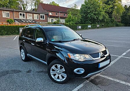 Mitsubishi Outlander 2.4 XL MIVEC Instyle VOLLAUSSTATTUNG