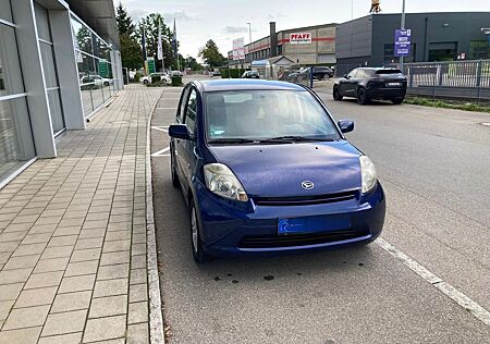 Daihatsu Sirion 1.3 -