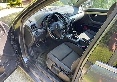 Audi A4 1.8 T 140kW quattro Avant -