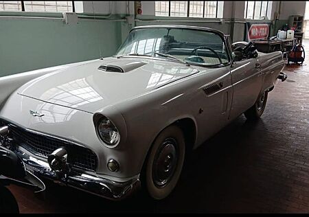 Ford Thunderbird