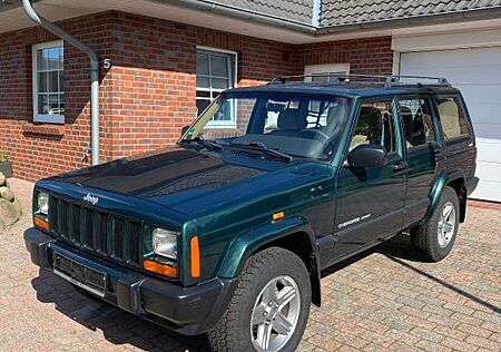 Jeep Cherokee 60. Anniversary Special Edition Sport