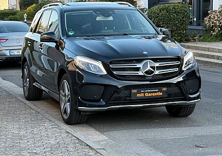 Mercedes-Benz GLE 350 d 4Matic AMG Line Schiebedach Totwinkel