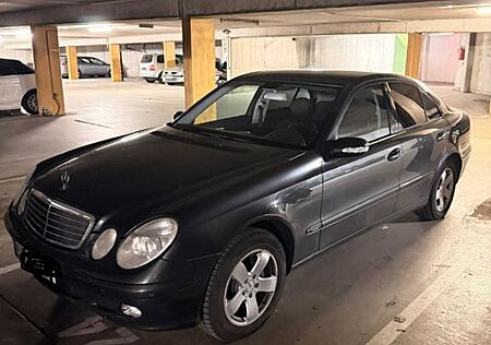 Mercedes-Benz 320