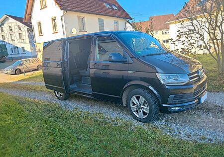 VW T6 Multivan Volkswagen // 6 Sitzer // zwei Schiebetüren