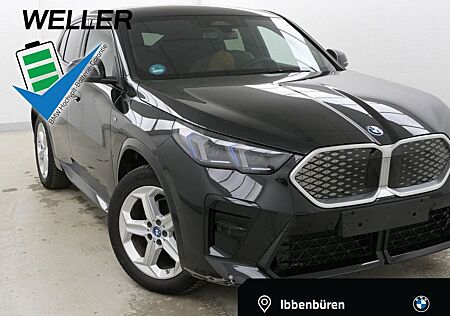 BMW iX2 eDrive20 M Sport AHK Kam ACC AdpLED DA+ H/K