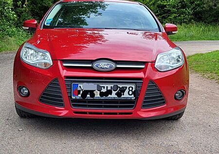 Ford Focus 1,6 EB 110kW Champions Edition Turnier...