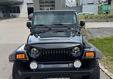 Jeep Wrangler Sahara 4.0 Sahara