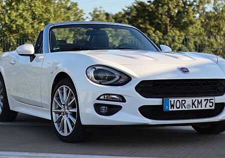 Fiat 124 Spider Lusso