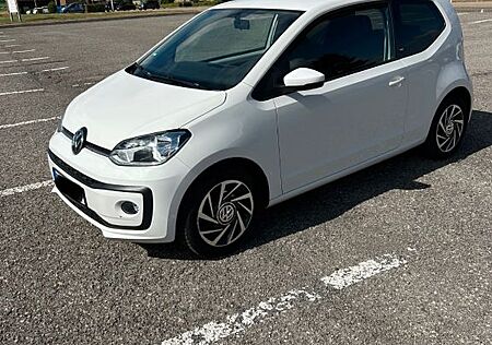 VW Up Volkswagen Top gepflegter Volkswagen !