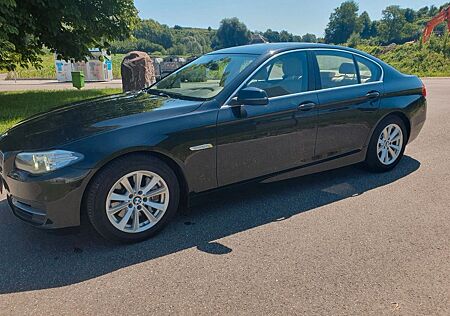 BMW 530D Luxus Leder sehr gut