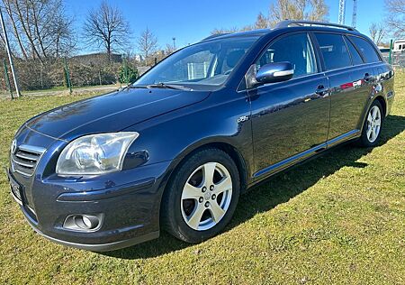 Toyota Avensis Kombi 2.2 D-CAT Executive