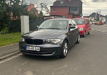 BMW 118i -