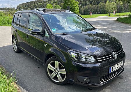 VW Touran Volkswagen 1.4 TSI CUP DSG Pano,AHK,EPA,Sitzh,Xen