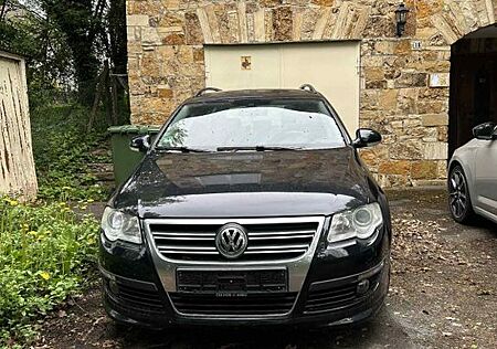 VW Passat Variant Volkswagen 2.0 TDI DPF 81kW Individual V...