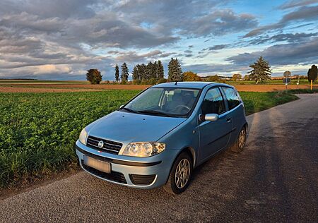 Fiat Punto gebraucht kaufen Fiat Punto 188 / 1.2 / Zweite Hand / Gepflegt