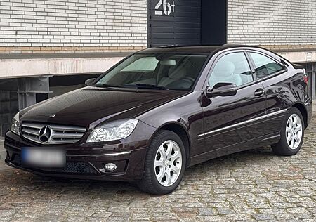 Mercedes-Benz CLC 200 Kompressor Navi*Vollleder*Automatik