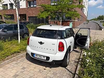 MINI One Countryman