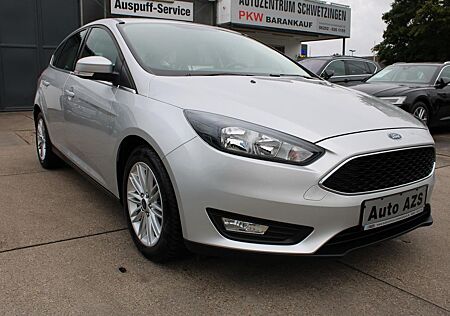Ford Focus /CARPLAY/KLIMA/ISOFIX/PDC H/ALLWETTERREIFEN