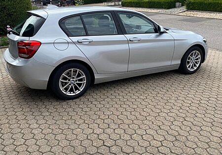 BMW 114i -