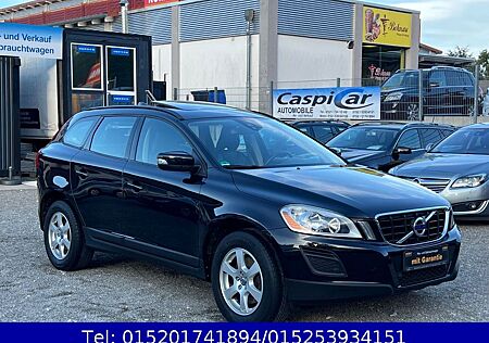 Volvo XC 60 Kinetic 2WD,PANORAMA,NAVI,SHZ,PDC,1.HAND