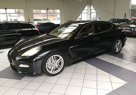 Porsche Panamera Hybrid S*Volleder*Navi*BT*