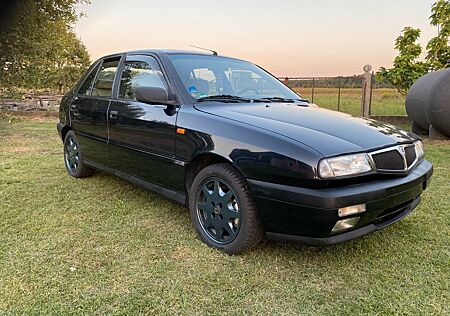 Lancia Delta 2.0 16V GT GT