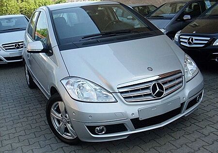 Mercedes-Benz A 180 AVANTGARDE BlueEFFICIENCY
