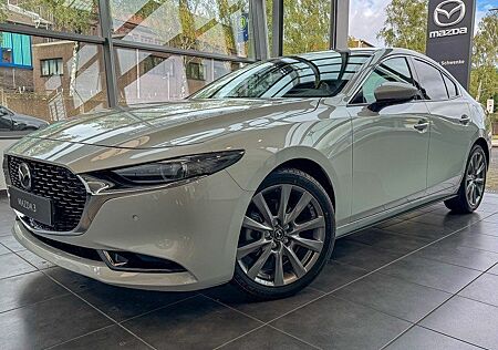 Mazda 3 Fastback Exclusive-Line