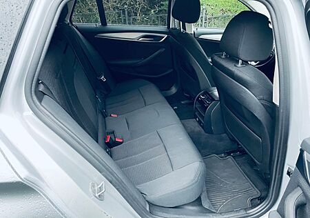 BMW 520 d,Navi,Bi-Xenon,Scheckheft gepflegt,TÜV neu