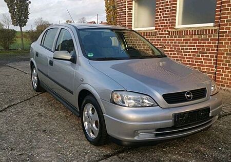 Opel Astra 1.6 Automatik - 54.000 Km