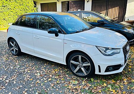 Audi A1 Sportback weiß Panoramadach Xenon