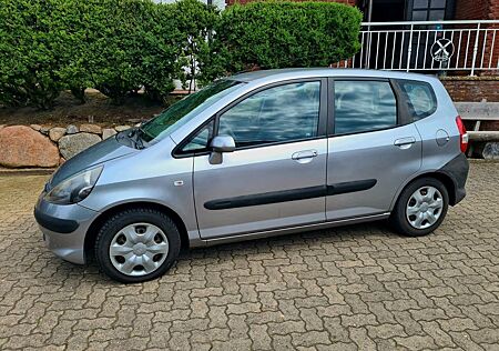 Honda Jazz 1.2 LS / TÜV bis 04/2026