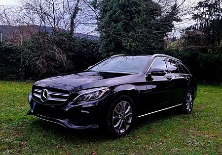 Mercedes-Benz C 220 d -