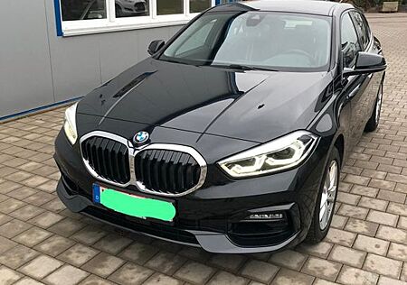 BMW 118i Sport Line Sport Line