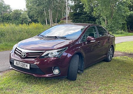 Toyota Avensis Benzin/Gas