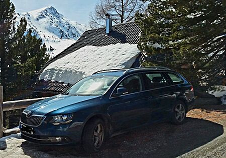 Skoda Superb 2.0 TDI Green tech Ambition Combi TÜV Neu