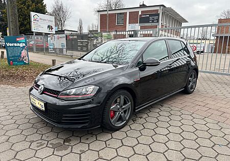 VW Golf Volkswagen VII Lim. GTI Performance BMT