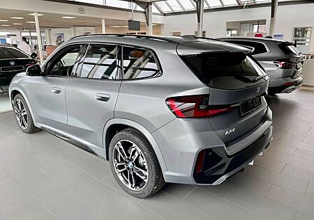 BMW iX1 xDrive30 -