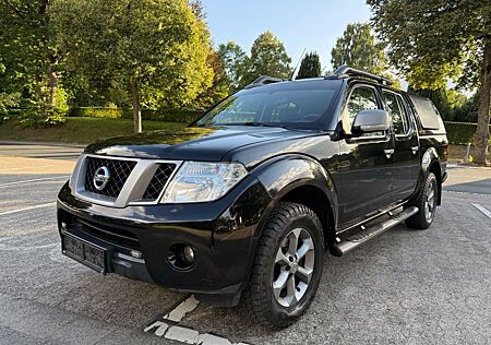 Nissan Navara Pickup Double Cab PLATINUM 4X4