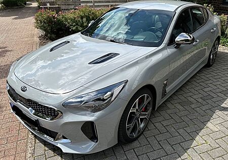 Kia Stinger 3.3 T-GDI AWD GT/360/HUD/H&K/Bastuck