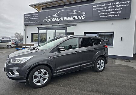 Ford Kuga Vignale 4x4 Leder Navi Pano Standhz AHK EPS