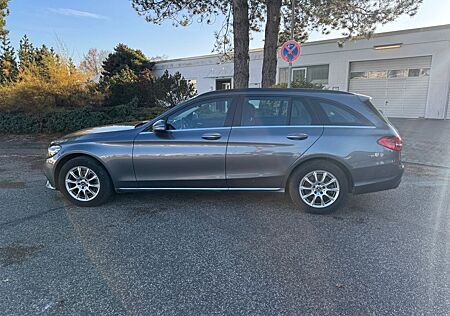 Mercedes-Benz C 220 T d
