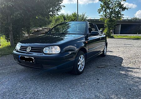 VW Golf Volkswagen Cabrio 1.6