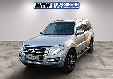 Mitsubishi Pajero 3.2 Top 1.HAND AUTOMATIK LEDER SCHECKHEFT