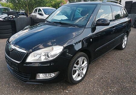 Skoda Fabia 1.2l TSI 77kW Combi"Tüv und Au neu"