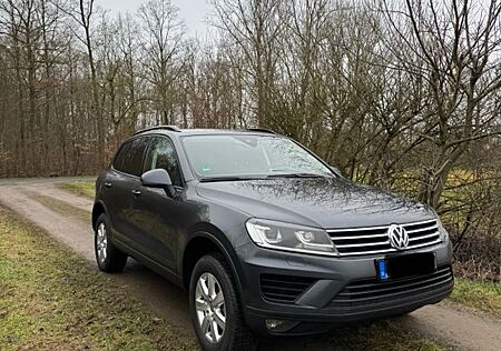 VW Touareg Volkswagen 3.0 V6 TDI 150kW Tiptronic