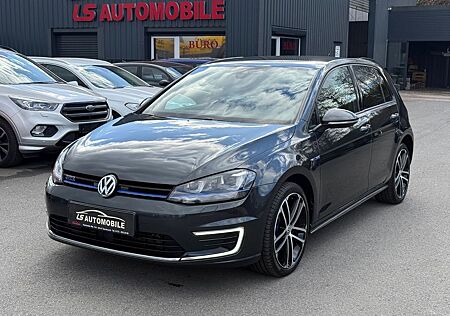 VW Golf Volkswagen VII Lim. GTE/LED/Navi/PDC/SHZ/Top-Zustand
