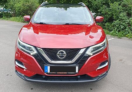 Nissan Qashqai+2 Qashqai mit Panorama-Glasdach und 360° Kamera