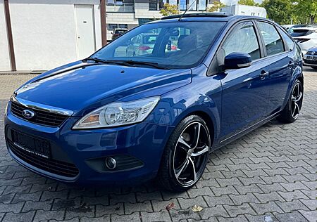 Ford Focus Lim. Style*Klima*ALU*Navi*S-Dach*Neu Tüv*