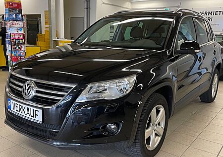 VW Tiguan Volkswagen Sport&Style 4Motion*ALLRAD*Parklenkassist